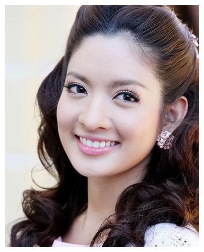 皮查雅·瓦塔那蒙迪里6.楠迪·宗拉维蒙5.班娜娃·黑玛尼4.