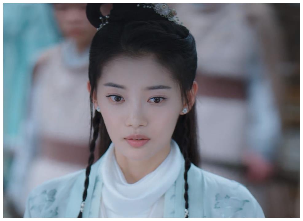 月上重火:夏轻眉为救林奉紫,以莲神九式杀人,重雪芝成替罪羊?