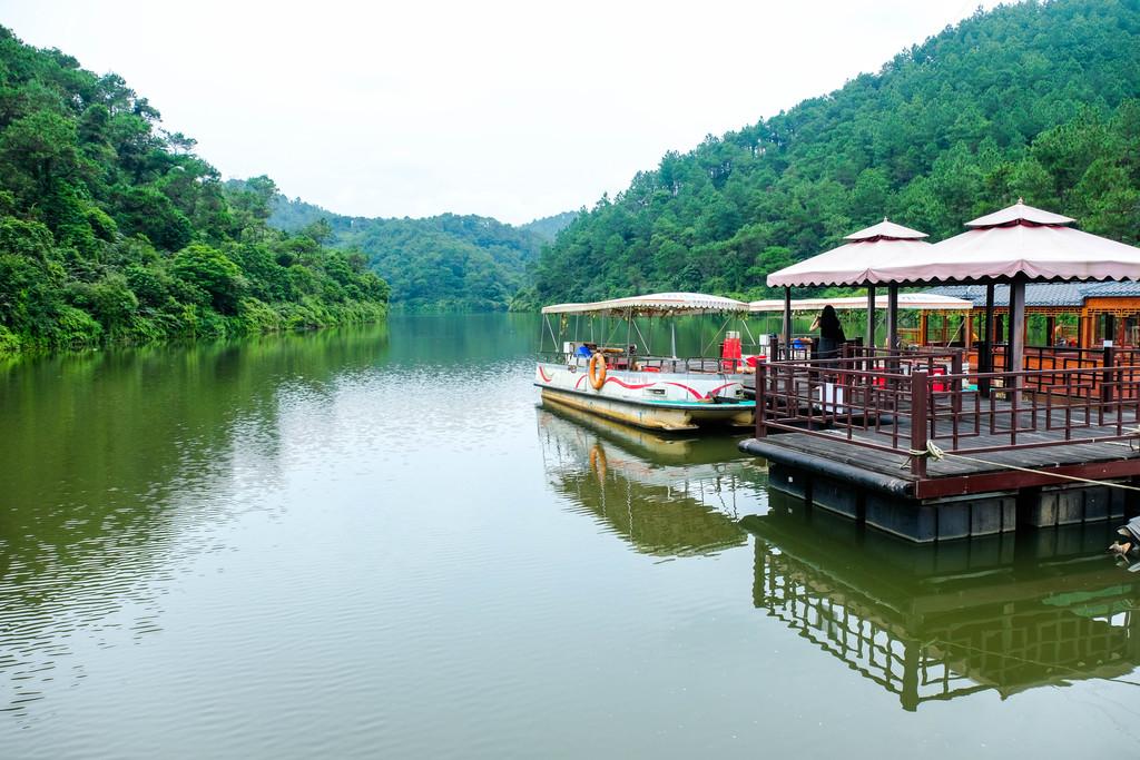 探访泰康山生态旅游区,山清水秀的一站式度假胜地,曲径通幽