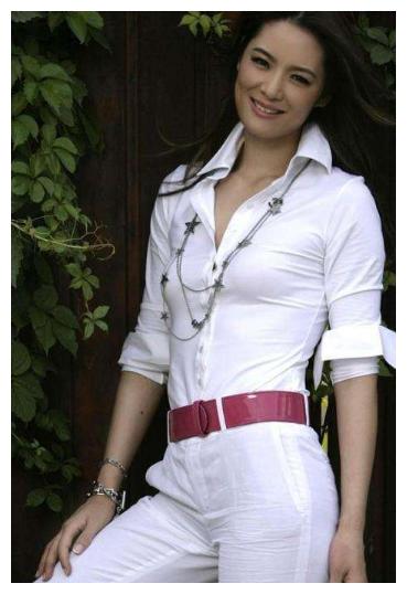 为了刘岩,央视名导郎昆抛弃给他生女儿的上海名模马艳丽,马艳丽