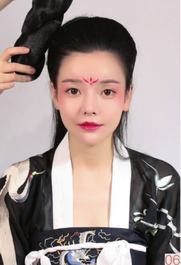 如花神降临!唐风牡丹少女发型教程