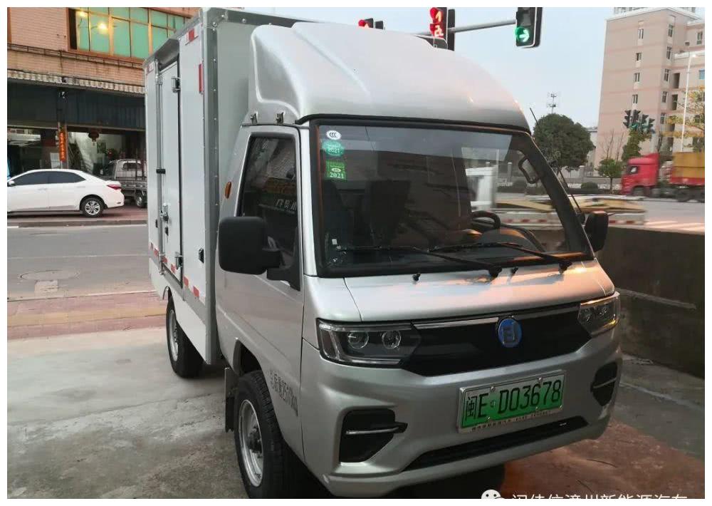 跑货拉拉城区配送的哪里有厢式小货车