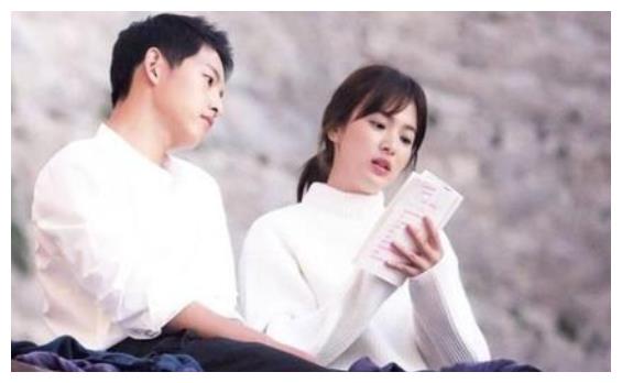 离婚后的?宋仲基推倒与宋慧乔婚房,重建新别墅,不想睹物思人?