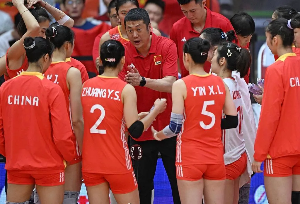 李盈莹转会告吹后，中国排球的‘魔鬼训练’传统与职业化进程将如何重构？