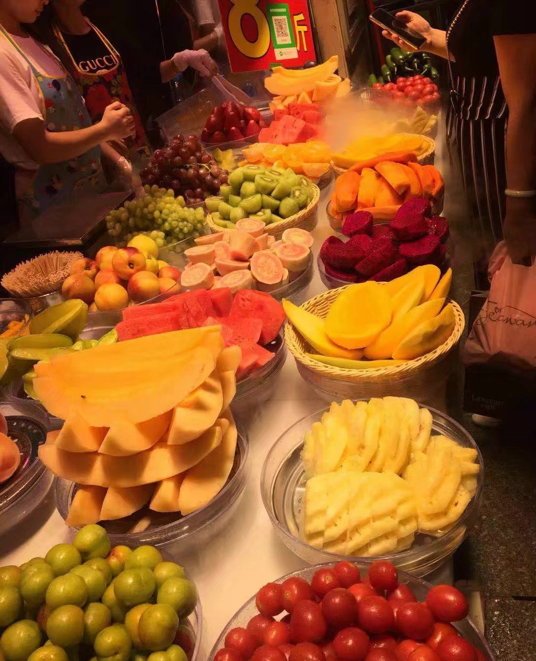 去感受一下深圳的夜市生活