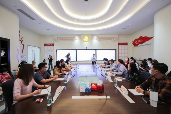 消费者用无限极产品后肝损伤 投诉遇阻：无法检