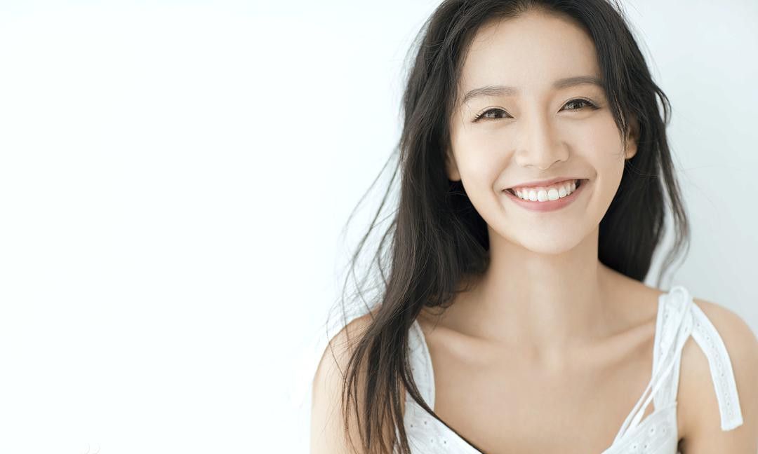 陈芋米:1992年11月30日出生于上海,中国内地女演员,美极了!