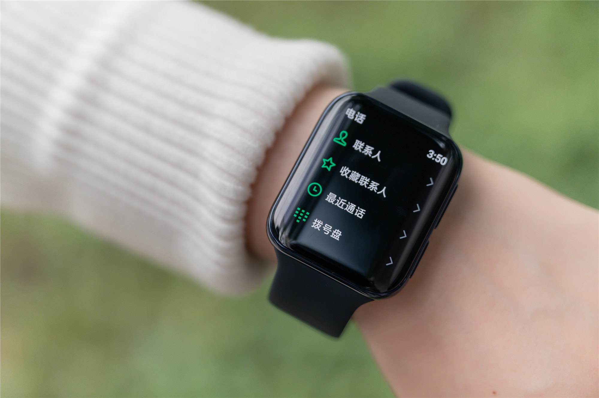 watch作为oppo旗下的首款智能手表产品,有41mm表盘的粉金色,46mm表盘