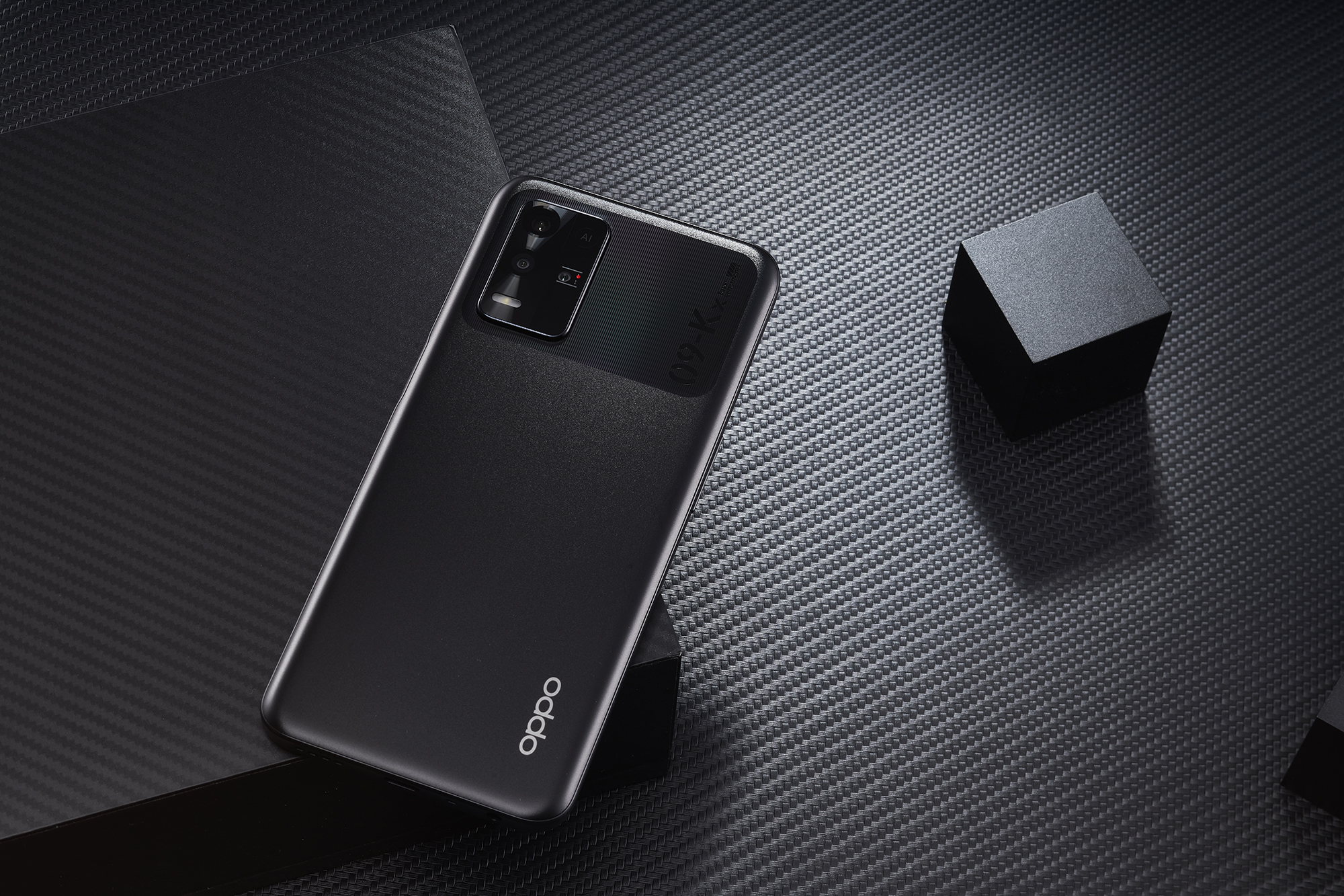 相较于上一代的oppo k7x,前者整体性能跑分