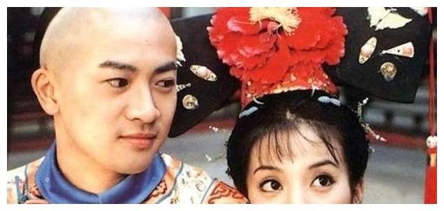 小燕子早已爱上五阿哥为何还帮他牵红线心机真的够深