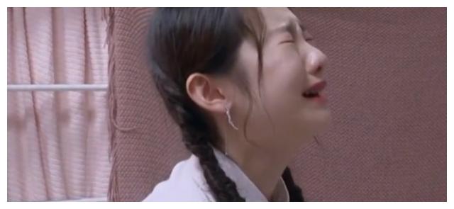 《创3》导师又玩惊恐游戏,学员被折磨到崩溃,唯有她稳如泰山