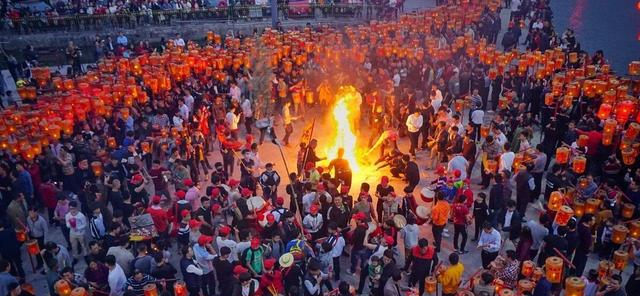 中国的“全国人口第一村”,20多万人几乎一个姓,已有700年历史休闲区蓝鸢梦想 - Www.slyday.coM 中国的“全国人口第一村”,20多万人几乎一个姓,已有700年历史休闲区蓝鸢梦想 - Www.slyday.coM