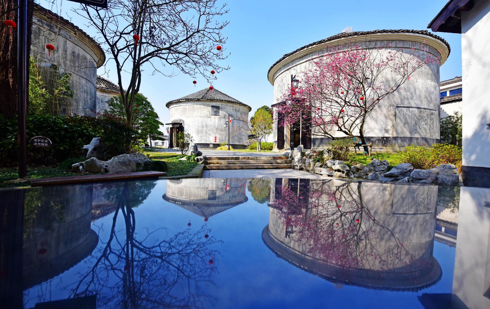 古村新韵,江苏无锡锡山区羊尖镇,严家桥古村春意.