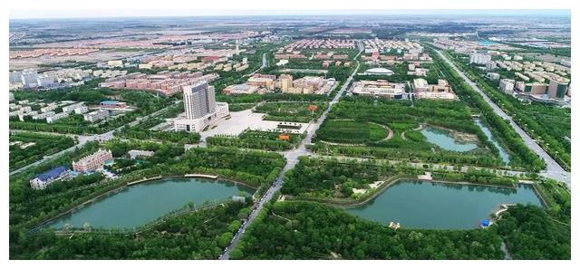 新疆建设兵团和自治区啥关系 中国三大建设兵团揭秘