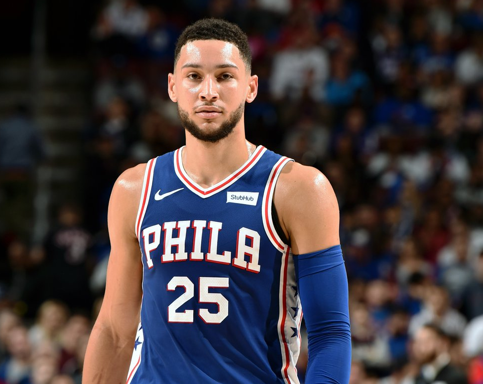 6分5犯规76人队本赛季即便是夺冠西蒙斯估计也要离开了