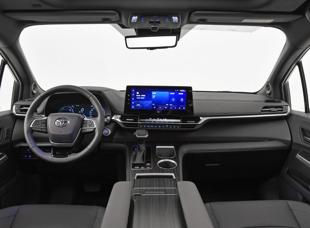 全家人的高档次出行，三款主流合资MPV推荐，总有一款适合你