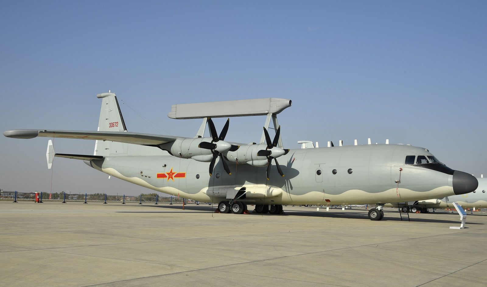 原创图片你不知道的空警200预警机细节