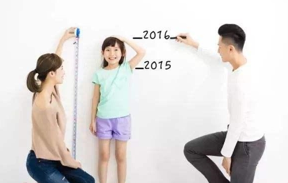 孩子将来个子高不高,早体现在这些部位了,家长心中要有数|部位|家长|膝盖_新浪新闻