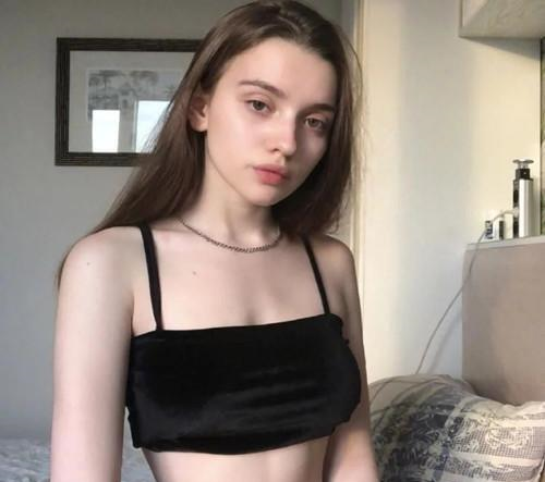 颖儿减肥成功一直保持A4腰,瘦腰瑜伽站着练,你也能反手摸肚脐休闲区蓝鸢梦想 - Www.slyday.coM 颖儿减肥成功一直保持A4腰,瘦腰瑜伽站着练,你也能反手摸肚脐休闲区蓝鸢梦想 - Www.slyday.coM