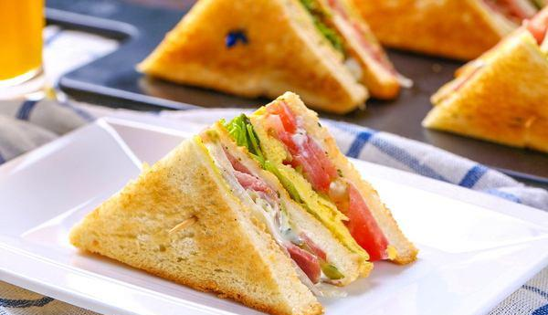最适合上班族和学生党的一种早餐"三明治",做法简单,好吃营养|上班族