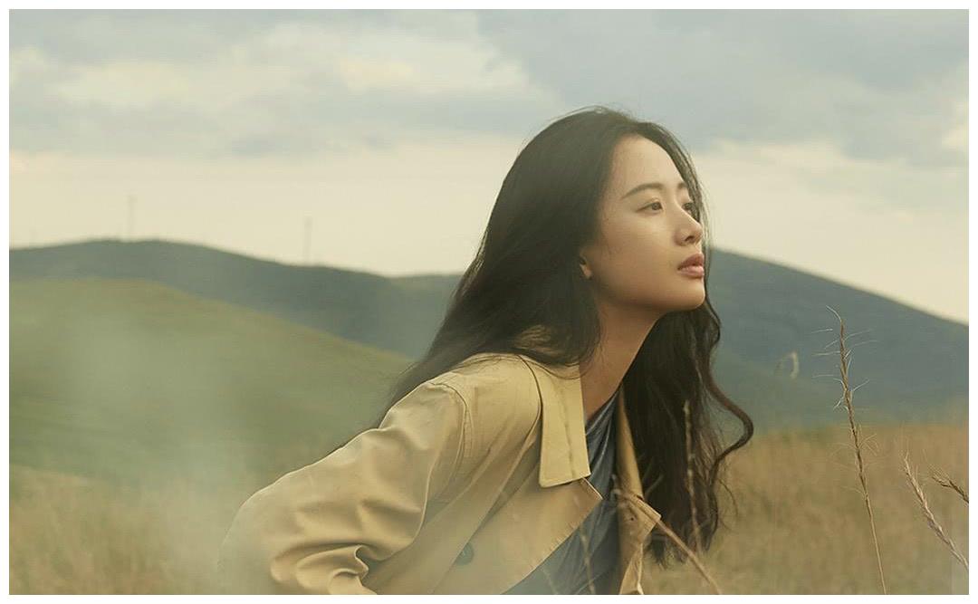 《隐秘的角落》演技炸裂的李梦,一个长相非标准的美女,为何不红__财经