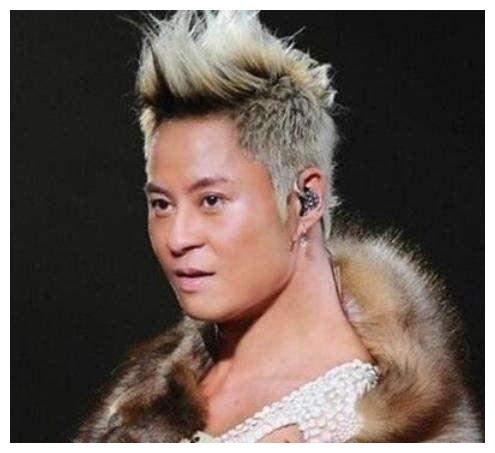 "六指歌手"蔡一智,拜师梅艳芳,娶黑帮老大前妻,终成人生赢家