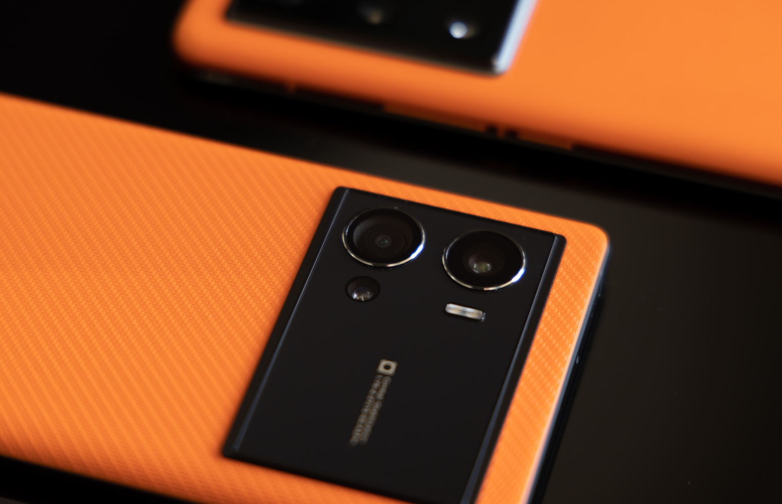 手机传感器有没有可能超过一英寸 eff3-633456f67aa69ffbe1a1133c1df0a6df.jpg