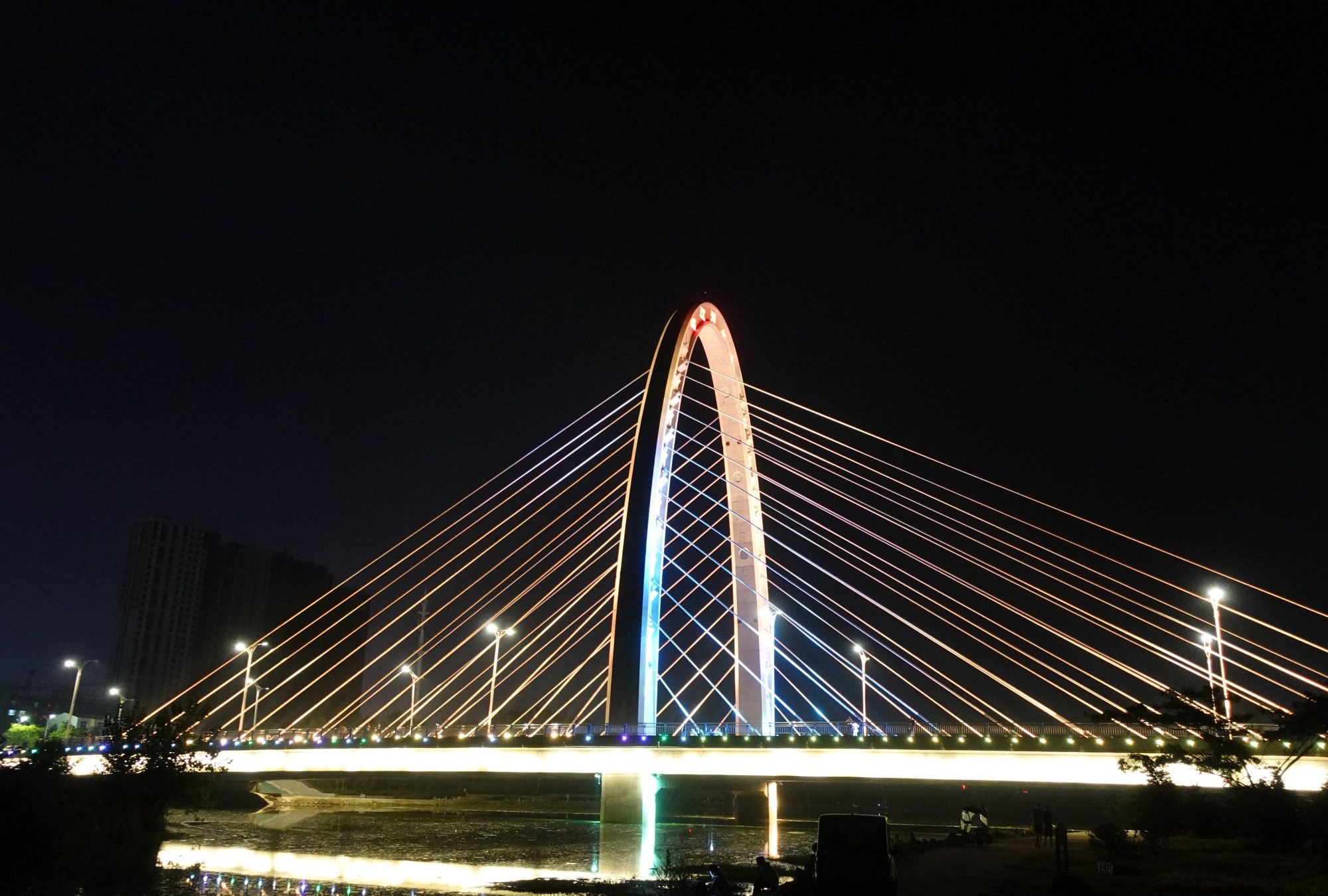 带你去看驻马店练江河大桥美轮美奂的灯影