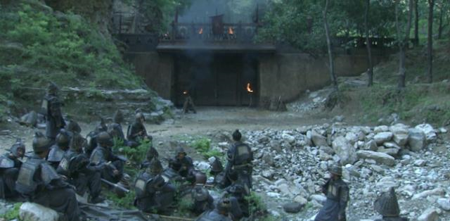 古代攻城时为何一方高挂免战牌后,另一方就不进攻了?|免战牌|一方|城池_新浪新闻