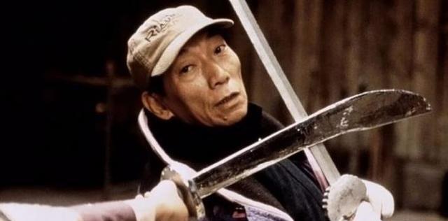 从没当过男主角,他却是电影票房保障,甄子丹叫他师傅|袁和平|袁小田