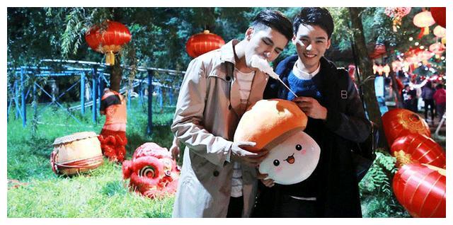 2017年大陆同性动作爱情网络剧 盛势 势不可挡 财经头条