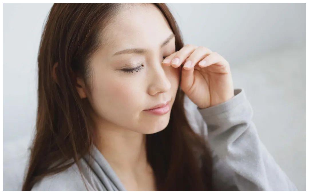 总是惊醒，睡不着？可能是身体发出的信号，2种“火”需要注意休闲区蓝鸢梦想 - Www.slyday.coM