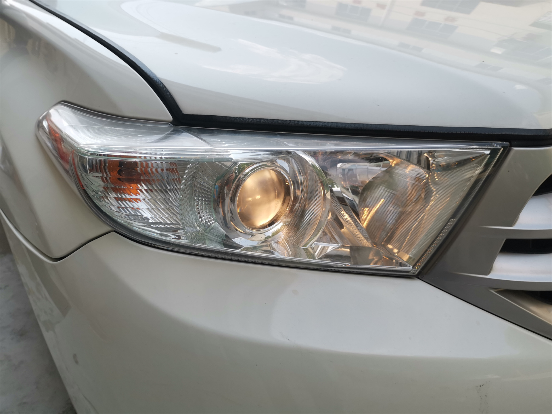 汉兰达广州改灯,车灯改装led双光透镜,为你点亮最黑的路!