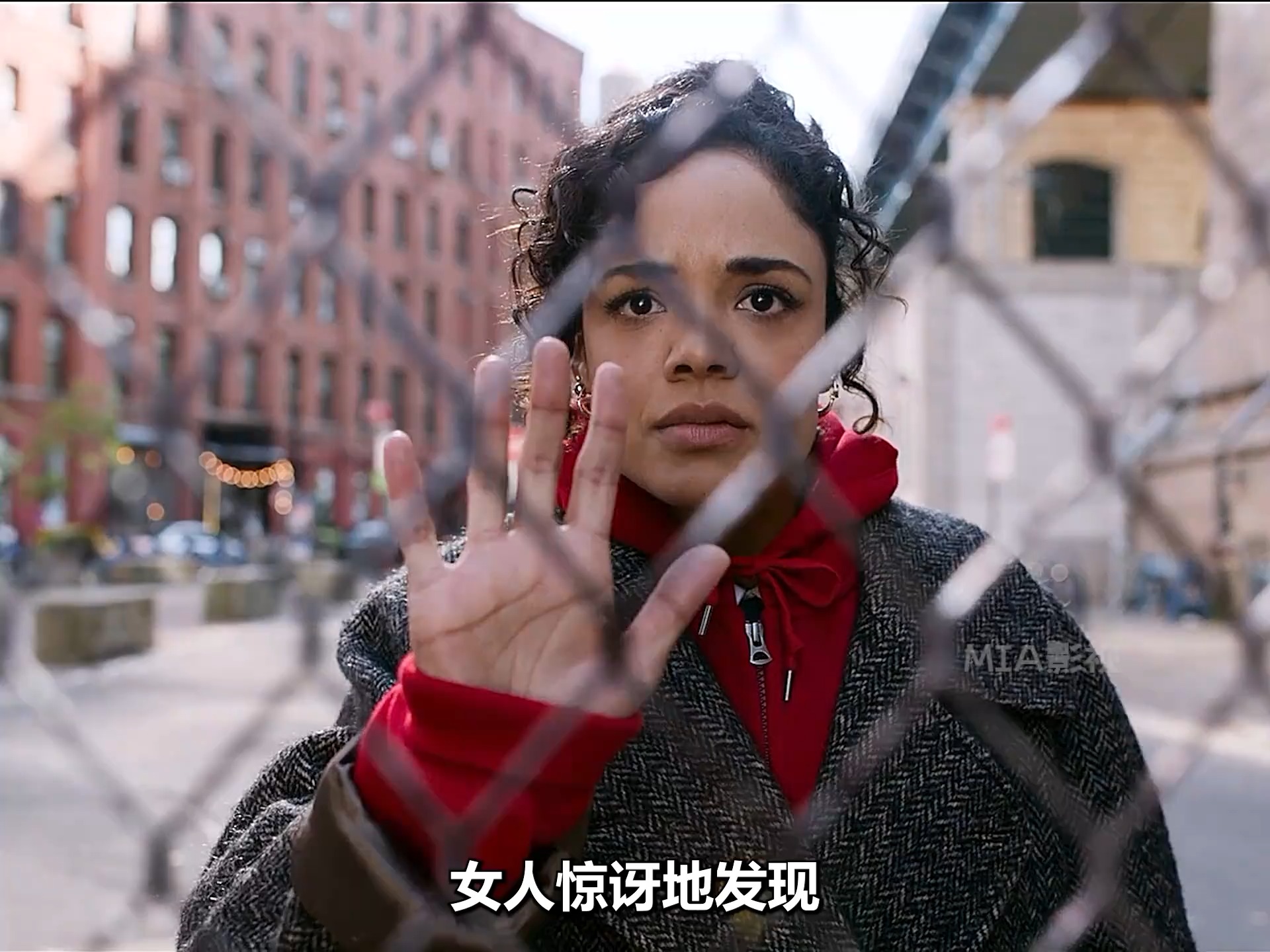《黑衣人》女人竟然看到了外星人，而且发现了一个神秘组织