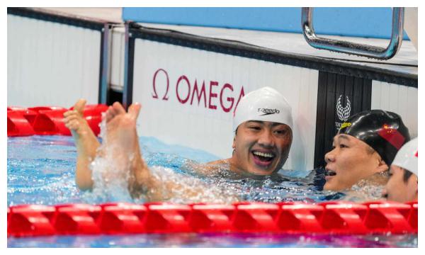 东京残奥会|中国队包揽游泳男子50米自由泳S5级奖牌休闲区蓝鸢梦想 - Www.slyday.coM 东京残奥会|中国队包揽游泳男子50米自由泳S5级奖牌休闲区蓝鸢梦想 - Www.slyday.coM