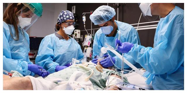 “美国已经无法抵挡!”疫情肆虐难以控制,美医护人员发出哀嚎休闲区蓝鸢梦想 - Www.slyday.coM “美国已经无法抵挡!”疫情肆虐难以控制,美医护人员发出哀嚎休闲区蓝鸢梦想 - Www.slyday.coM