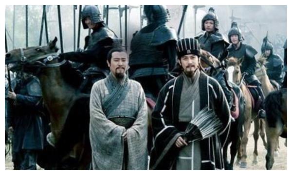 为争战功,赵云张飞各自请战,刘备也拿不定主意,诸葛亮一招解决