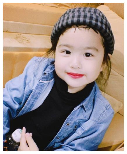 有一种"整容式"长大,叫包贝尔的女儿,俄罗斯血统越来越明显