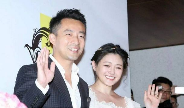 大S再婚，被曝带孩子前往<a href=