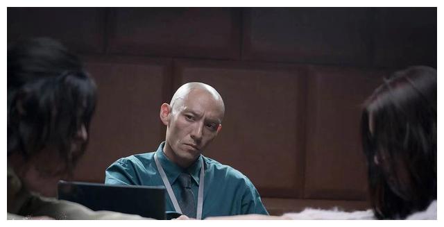 王天佑为母弑父,其实是受到母亲唐素贞的蛊惑,而真相远不止这些.