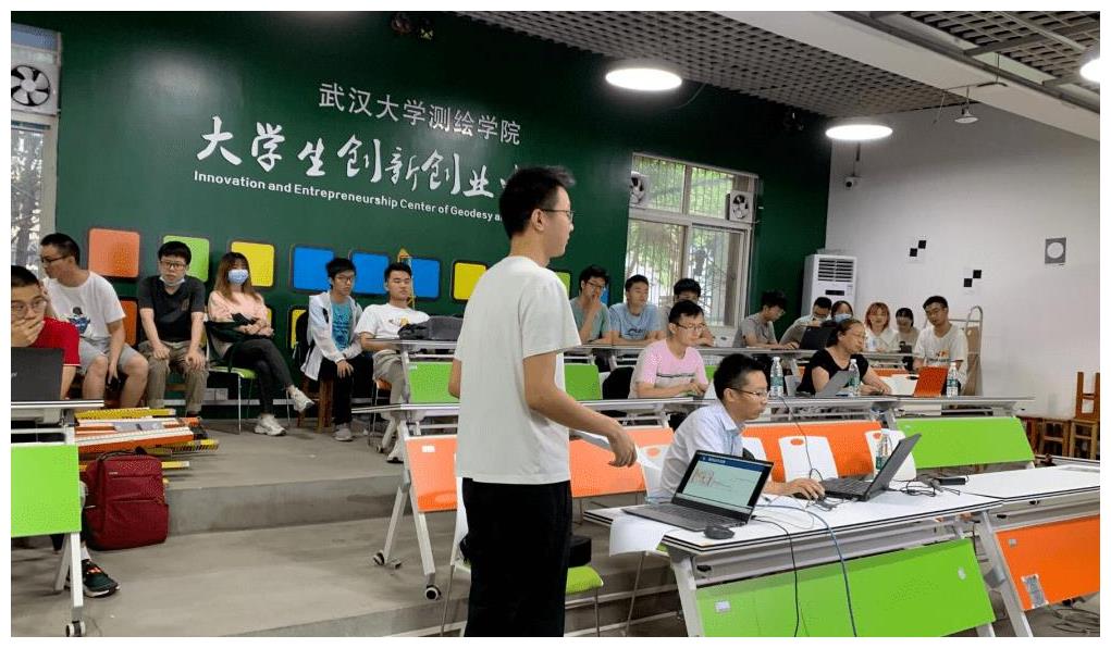 天津美甲学校排行榜_天津化妆学校评分化妆美甲培训学校排行榜
