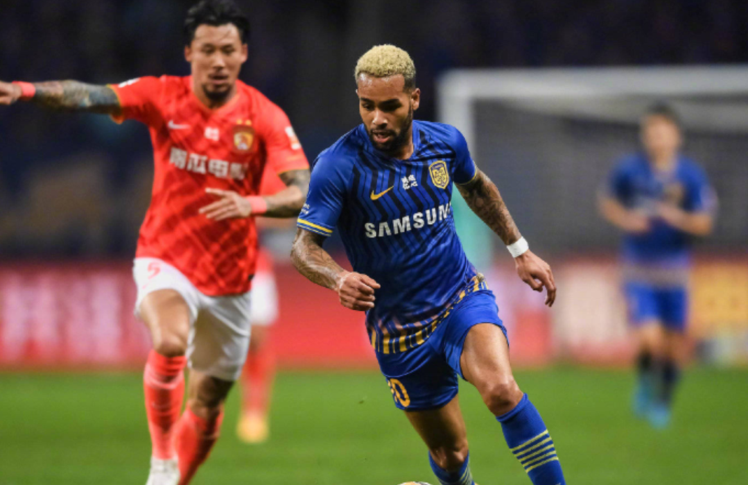 江苏苏宁俱乐部外援特谢拉当选为中超第二十轮联赛最佳队员_高清图集