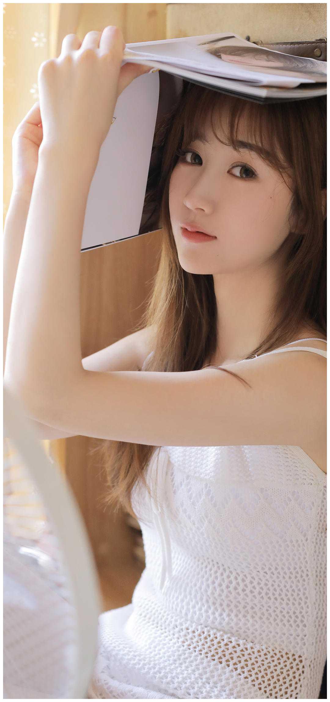 摄影分享夏天美女室内