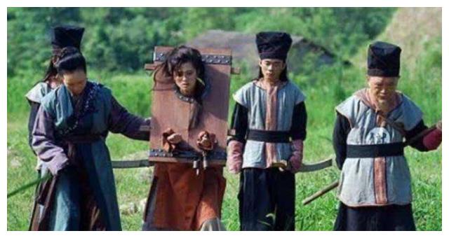 在古代,押送犯人路途遥远辛苦,为何女犯人衙役都相互争抢押送?