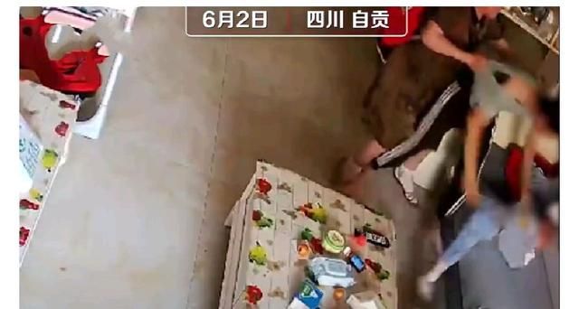 2岁幼童吵醒父亲被暴打，母亲:准备离婚休闲区蓝鸢梦想 - Www.slyday.coM