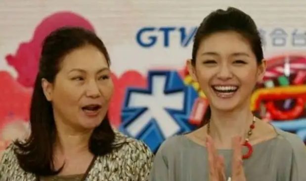 大S再婚，被曝带孩子前往<a href=