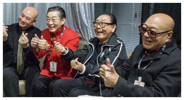 "猪八戒"马德华老师近照:状态很好在跳舞,一下勾起网友的回忆