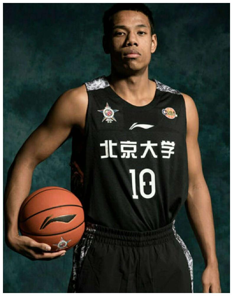 来了,中国的八村塁!cba榜眼入选国家队!他女友也是中国人