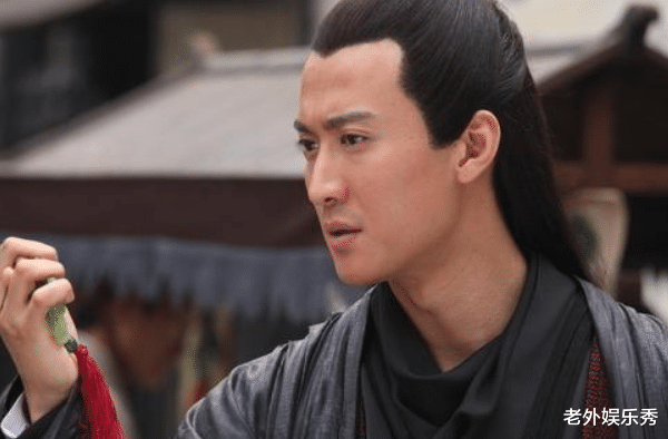 结语戚迹也是一个拥有演技的人,在毕业之后马上就出演了一部古装武侠