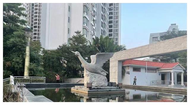 “鹅城”居民只饮江、湖水，不会在城中打井，背后的原因你可知？休闲区蓝鸢梦想 - Www.slyday.coM